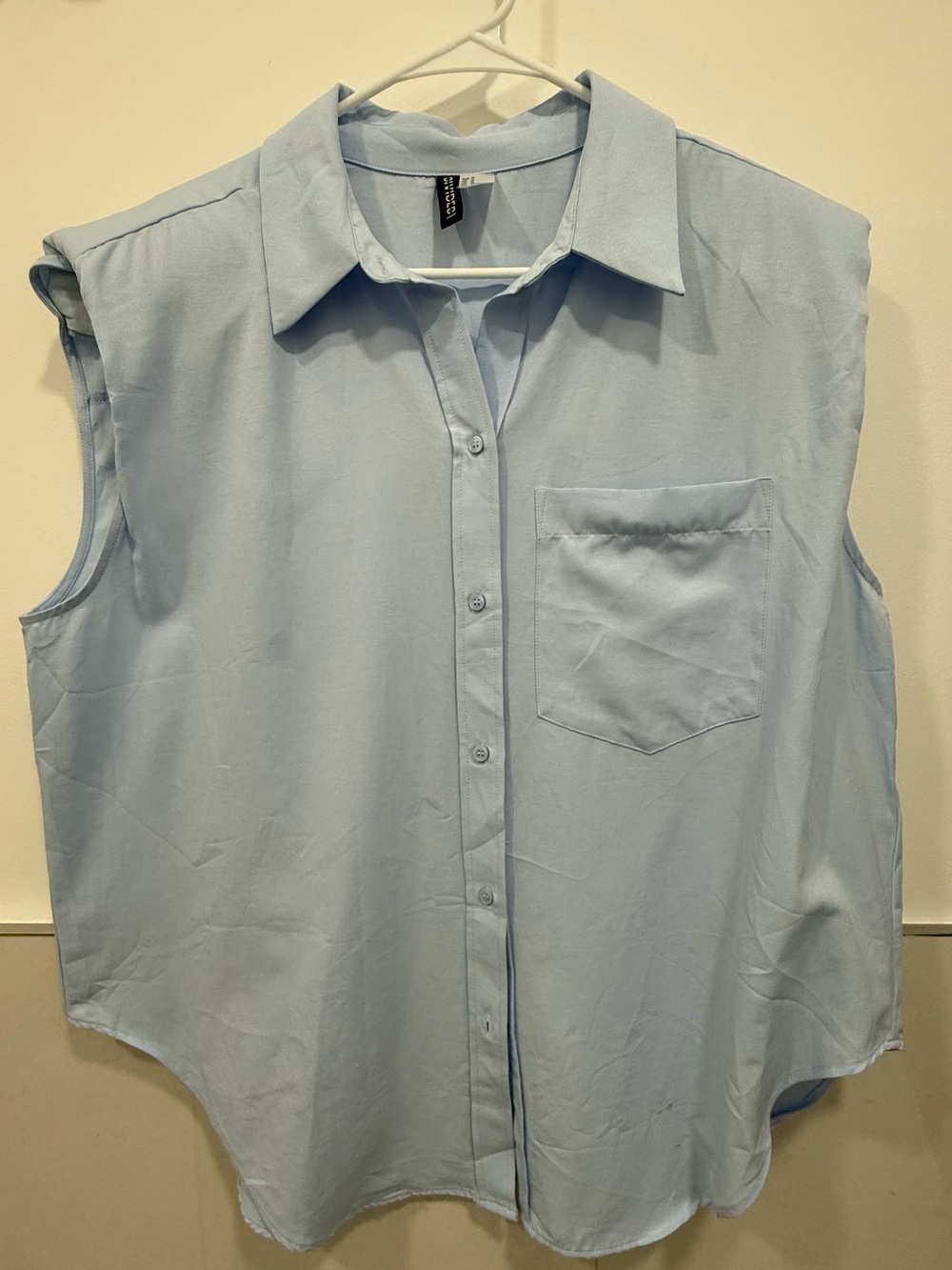 H&M Light Blue Sleeveless Button-Down Shirt